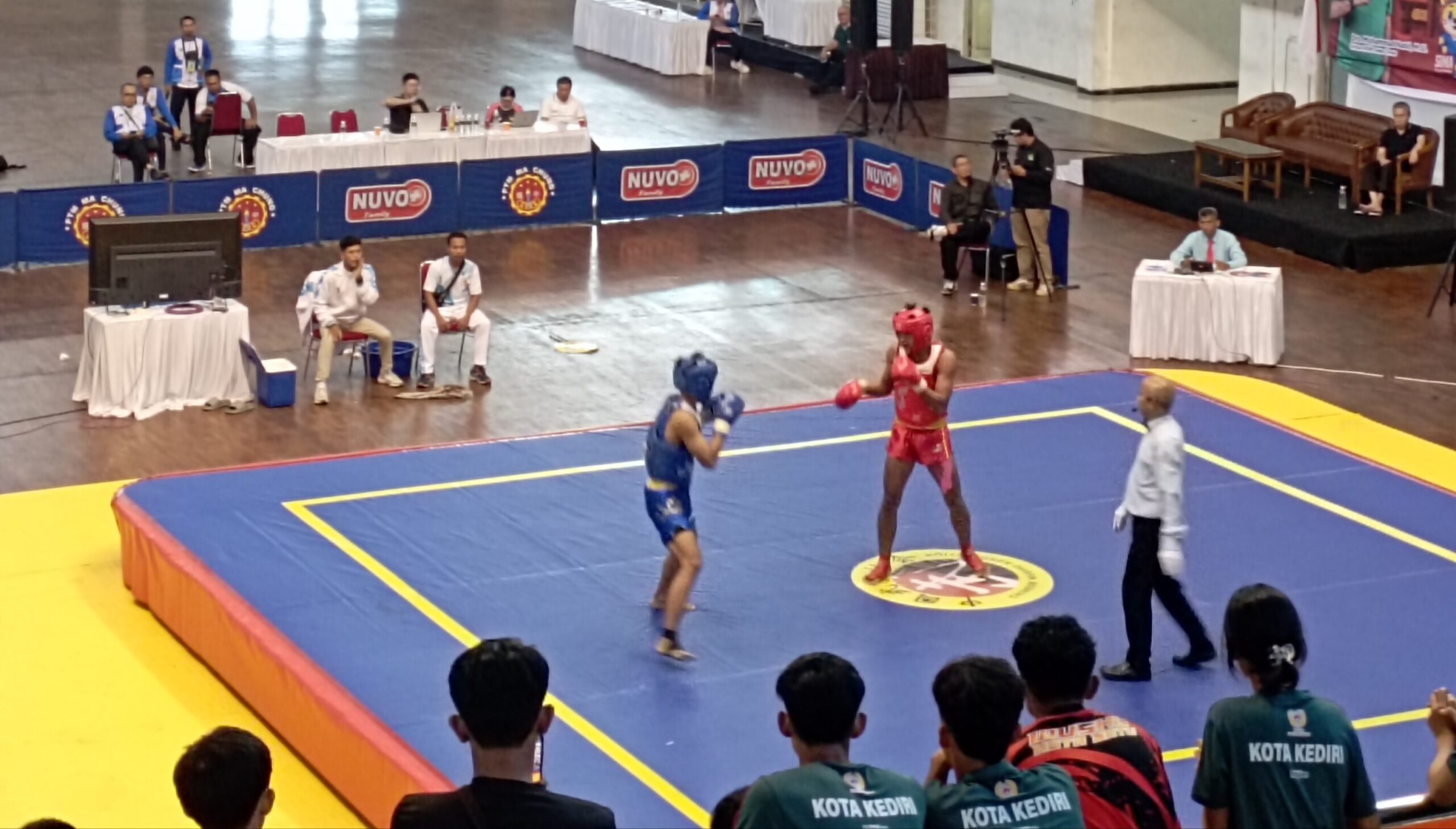 Wushu Sanda di Gor Ken Arok Malang Suguhkan Duel Ketat, Sportivitas Tinggi Warnai Kompetisi