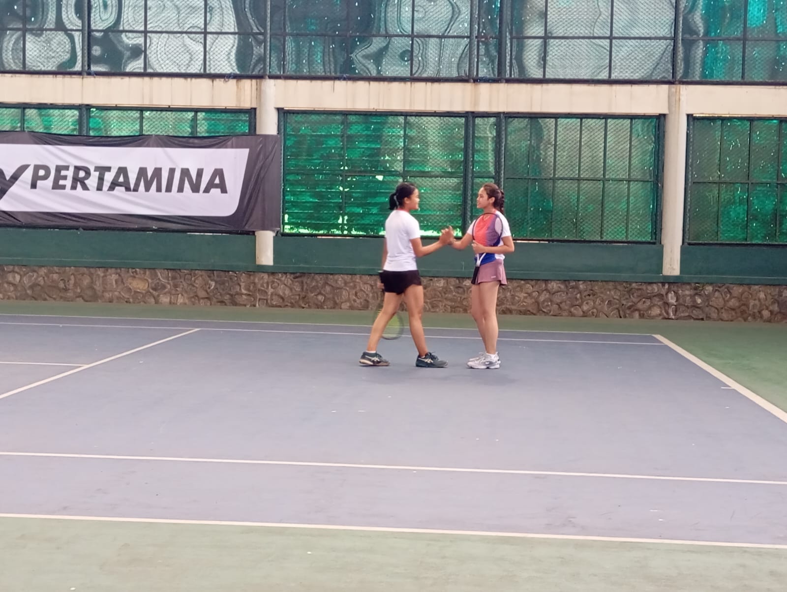Semifinal Sengit! Tim Tenis Lapangan Ganda Campuran Kota Malang sukses kalahkan Surabaya dengan Skor tipis 8-6